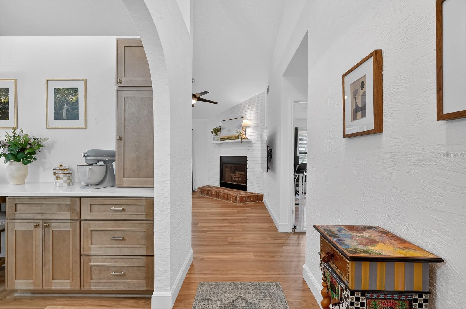 Image 4 of 42 For 5929 Hatteras Drive