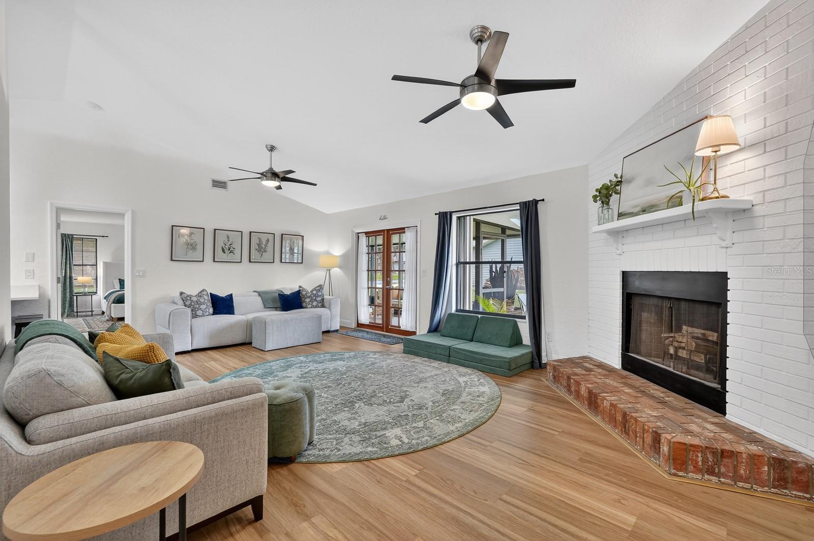 Image 5 of 42 For 5929 Hatteras Drive