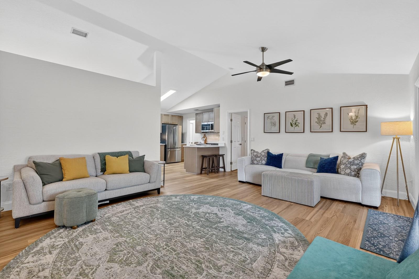 Image 8 of 42 For 5929 Hatteras Drive