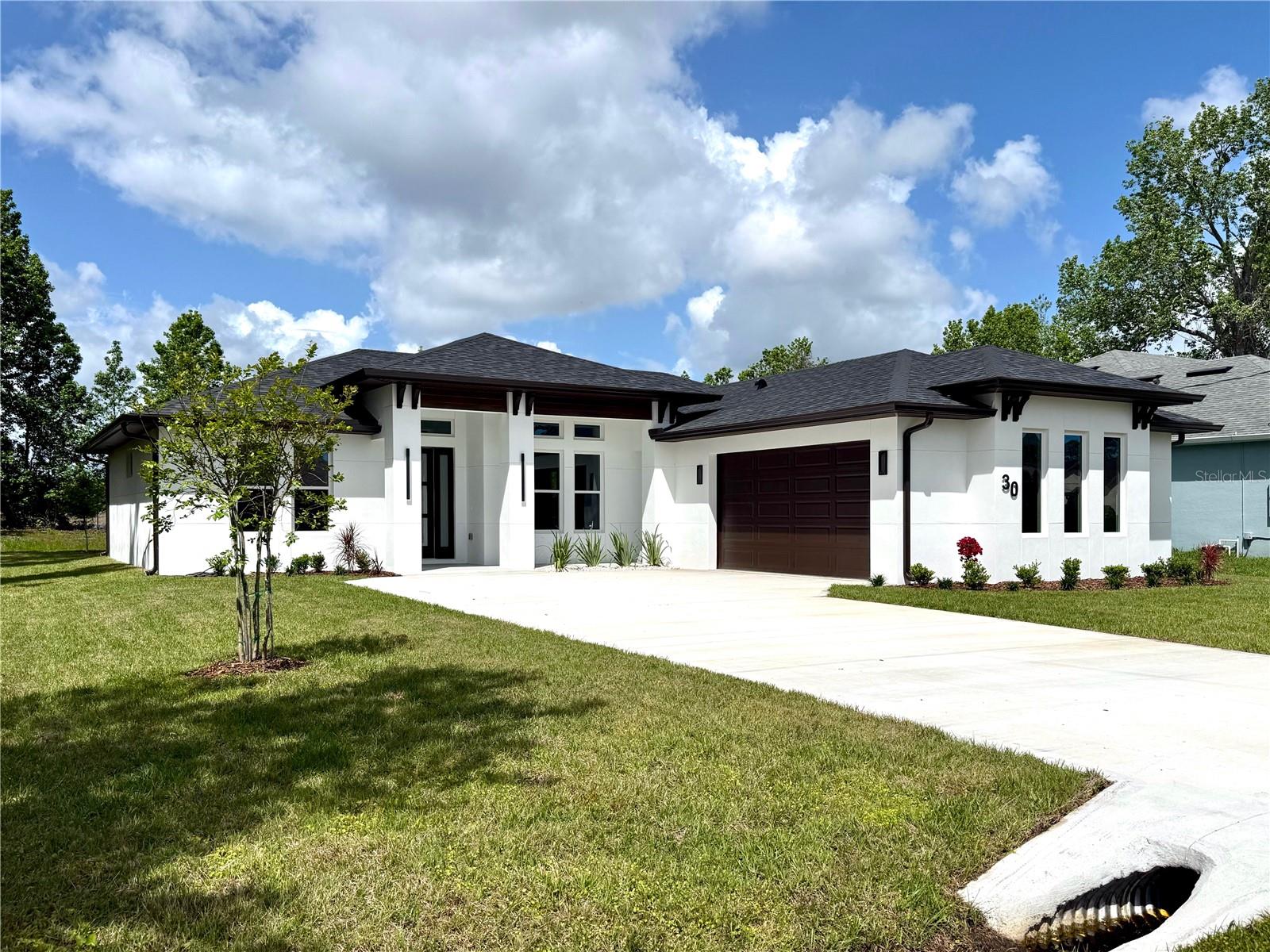 Image 2 of 12 For 30 Wood Cedar Dr