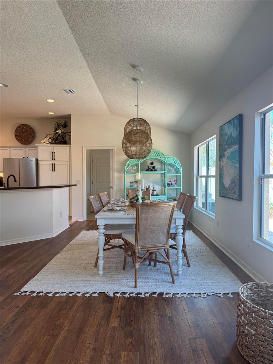 Image 5 of 22 For 1883 Loadstar Avenue