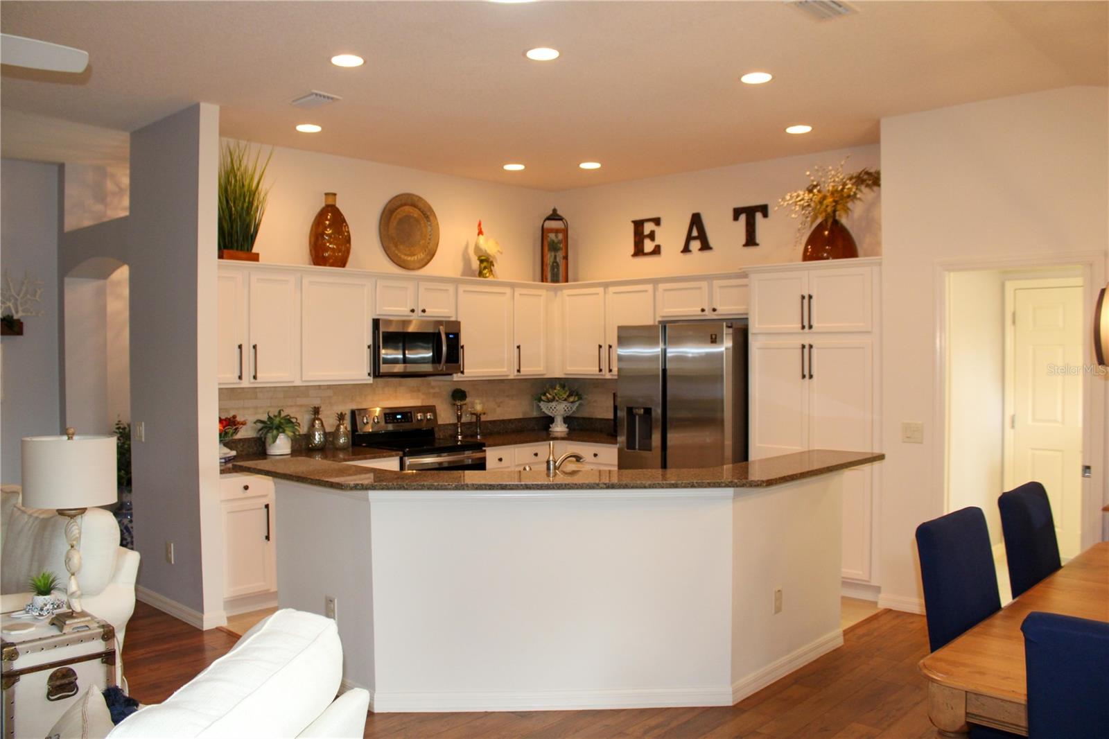 Image 7 of 22 For 1883 Loadstar Avenue