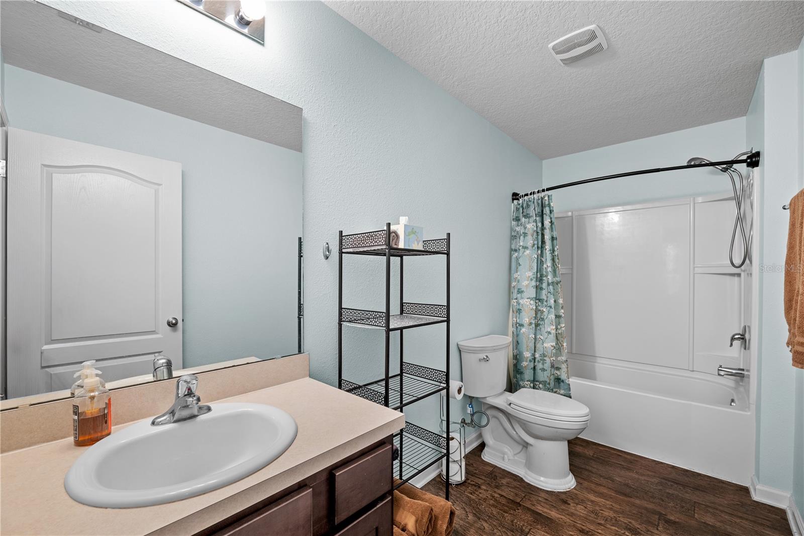 Image 14 of 46 For 2878 Buck Creek Place