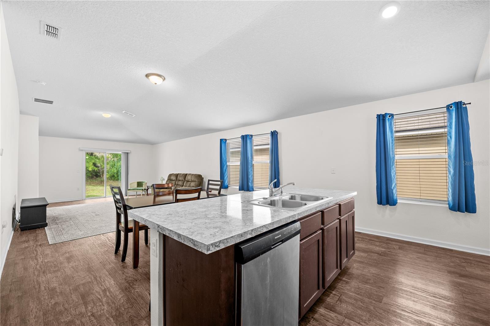 Image 21 of 46 For 2878 Buck Creek Place