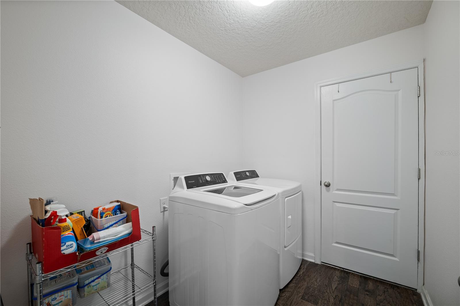 Image 34 of 46 For 2878 Buck Creek Place