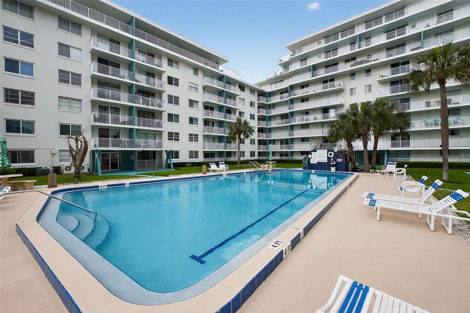 Image 37 of 41 For 2727 Atlantic Avenue 3170