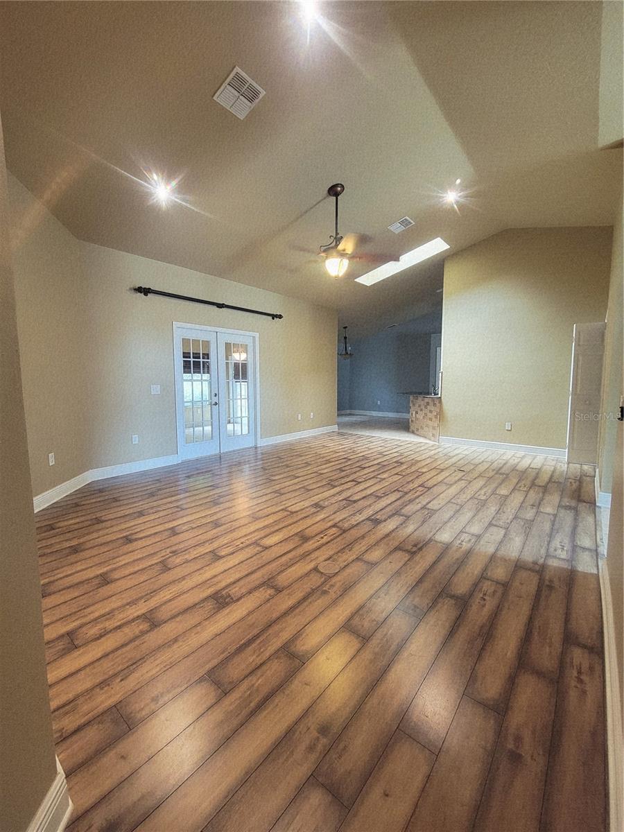 Image 11 of 55 For 119 Brandiwood Court