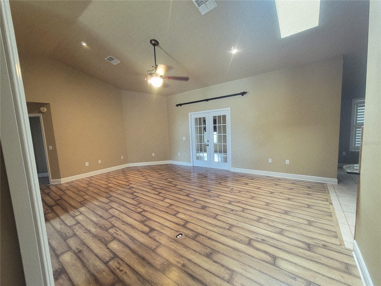 Image 12 of 55 For 119 Brandiwood Court