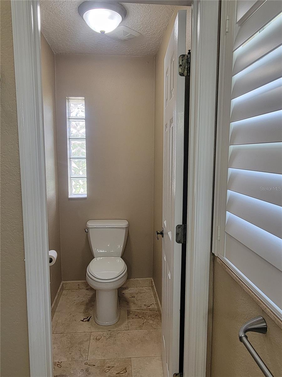 Image 23 of 55 For 119 Brandiwood Court