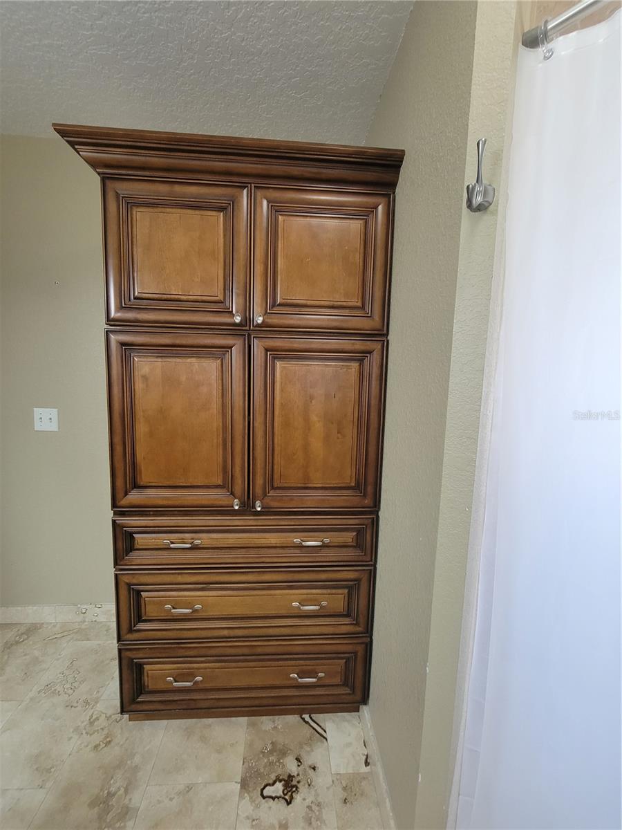 Image 24 of 55 For 119 Brandiwood Court