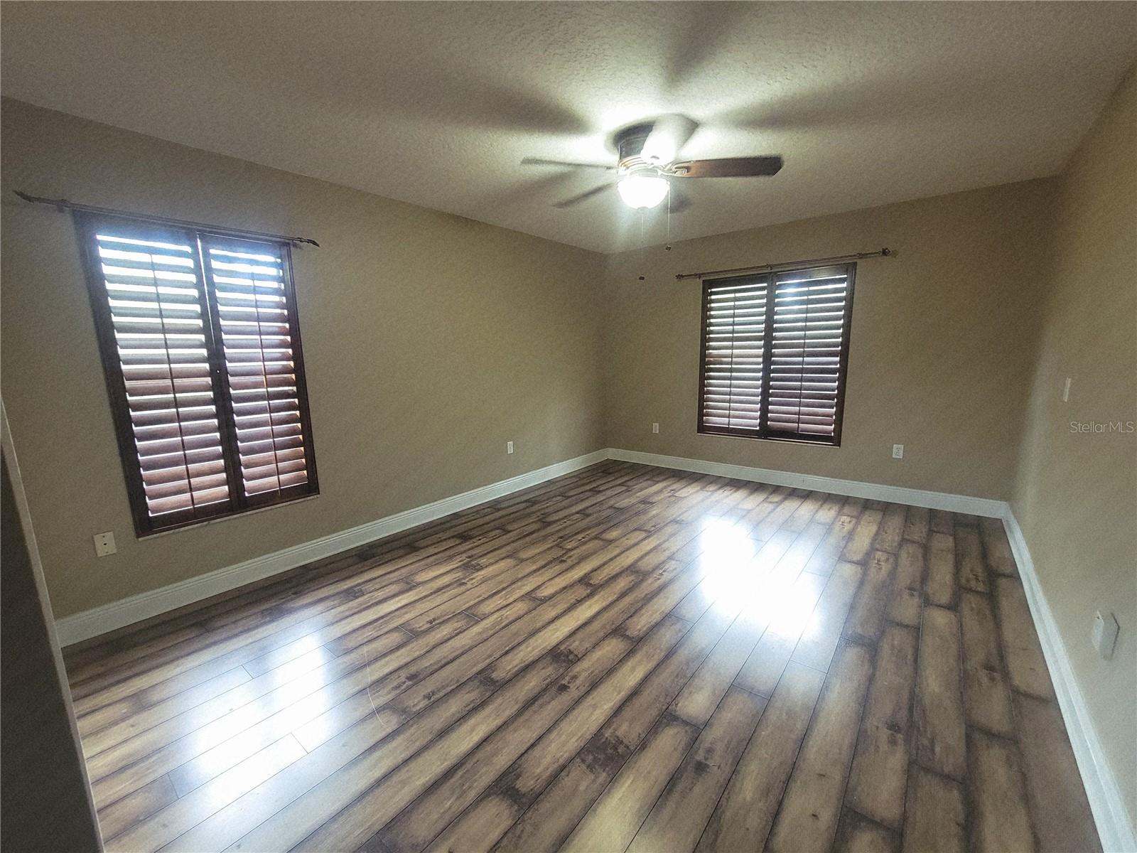 Image 34 of 55 For 119 Brandiwood Court