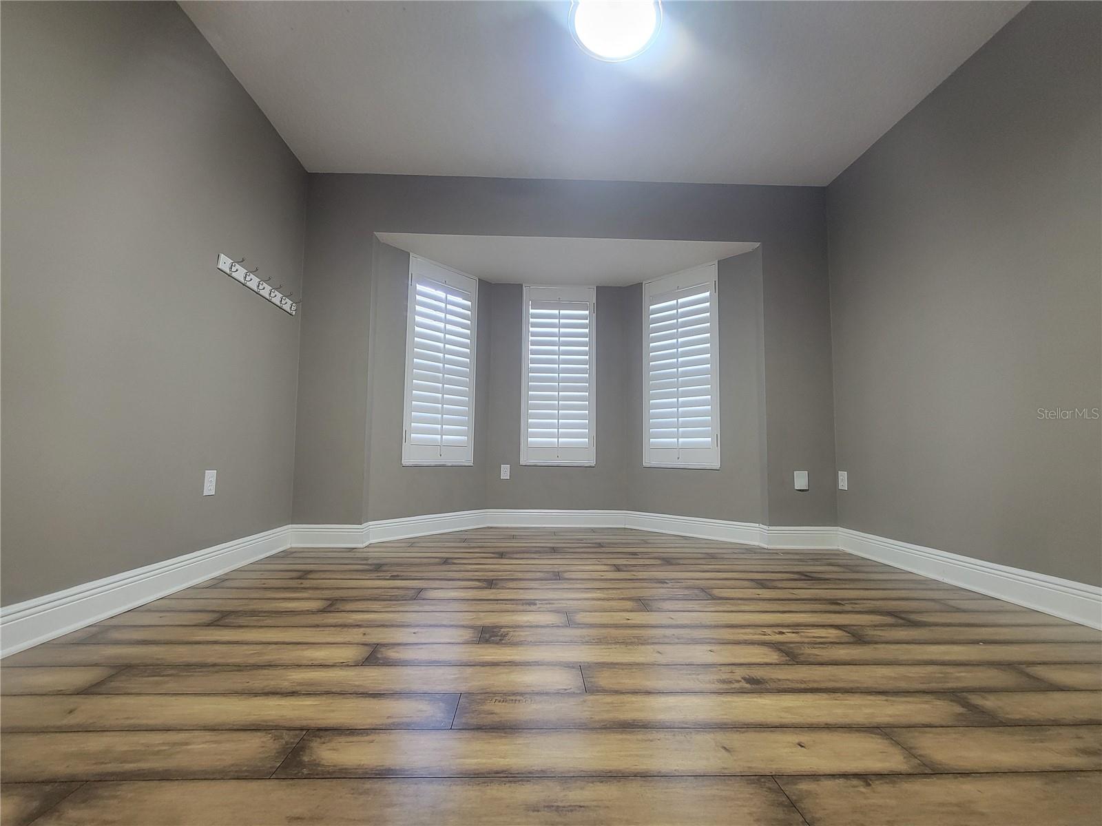 Image 35 of 55 For 119 Brandiwood Court