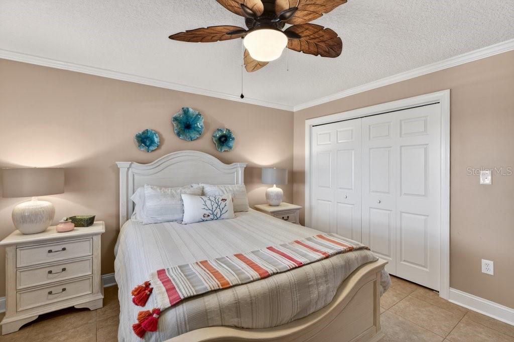 Image 17 of 61 For 6170 A1a S 215