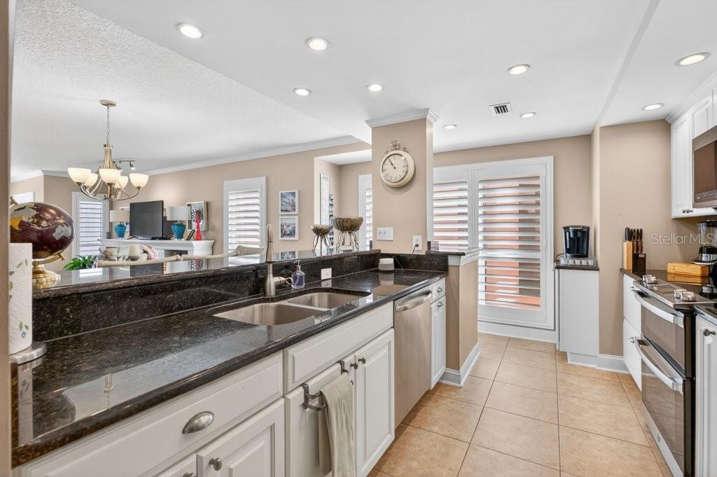 Image 20 of 61 For 6170 A1a S 215