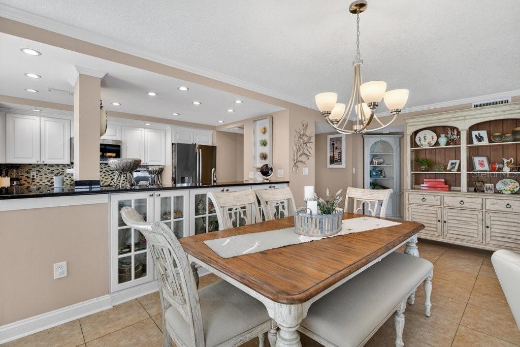 Image 27 of 61 For 6170 A1a S 215