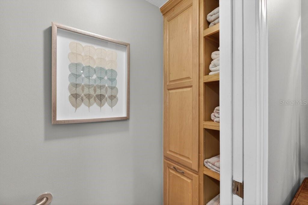 Image 58 of 61 For 6170 A1a S 215