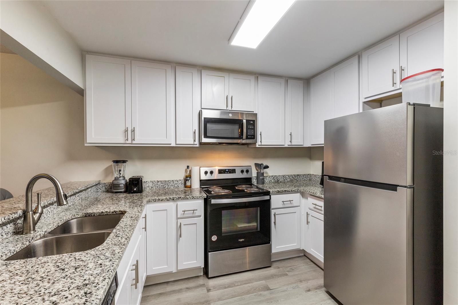 Image 11 of 17 For 4955 Knightsbridge Circle N