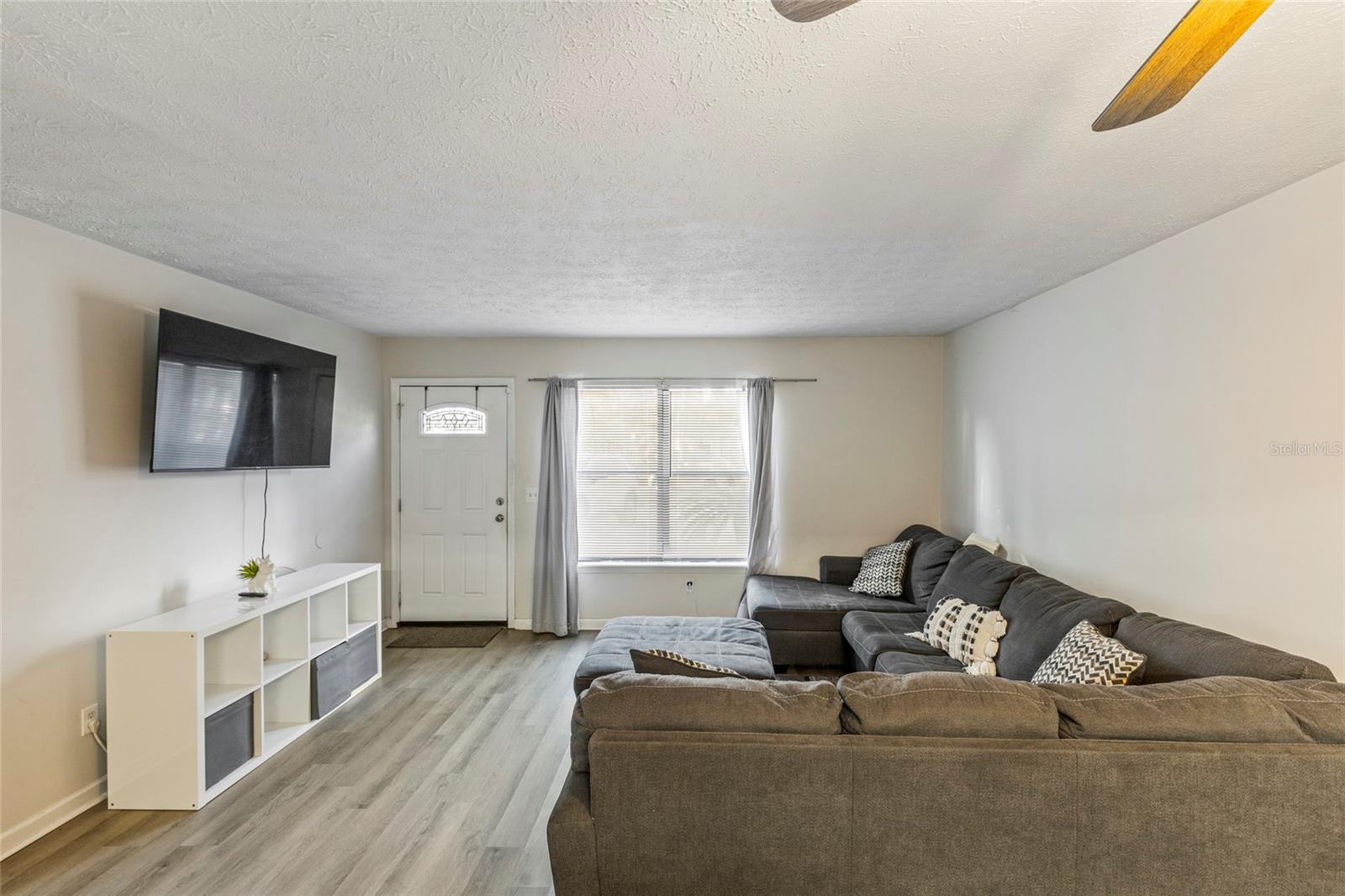 Image 14 of 17 For 4955 Knightsbridge Circle N