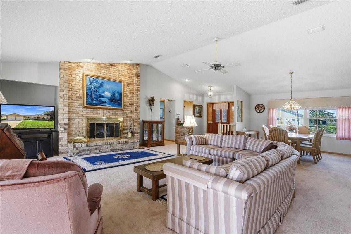 Image 19 of 60 For 23 Christopher Court