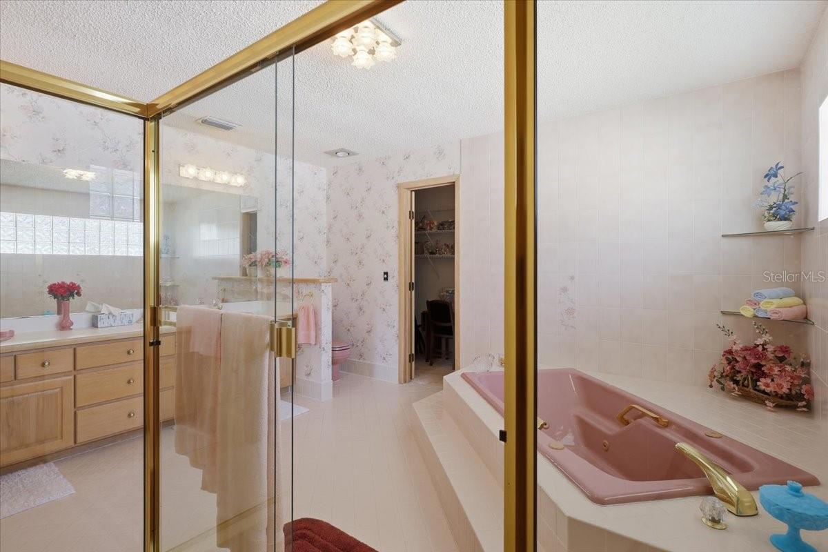 Image 26 of 60 For 23 Christopher Court