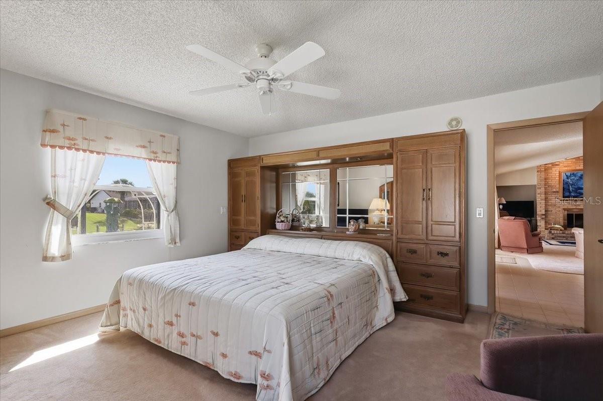 Image 29 of 60 For 23 Christopher Court