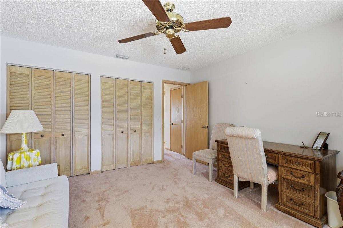 Image 31 of 60 For 23 Christopher Court