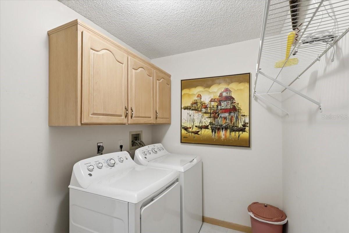 Image 33 of 60 For 23 Christopher Court