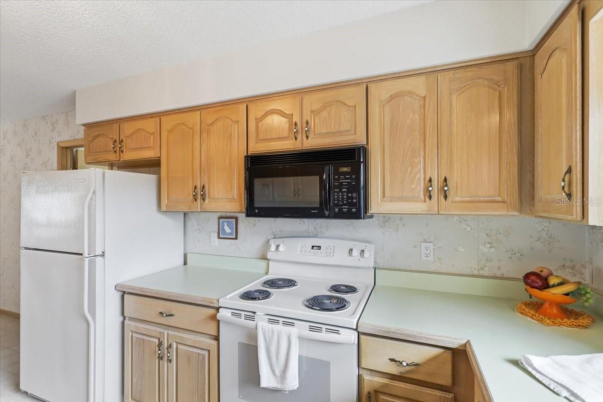 Image 4 of 60 For 23 Christopher Court