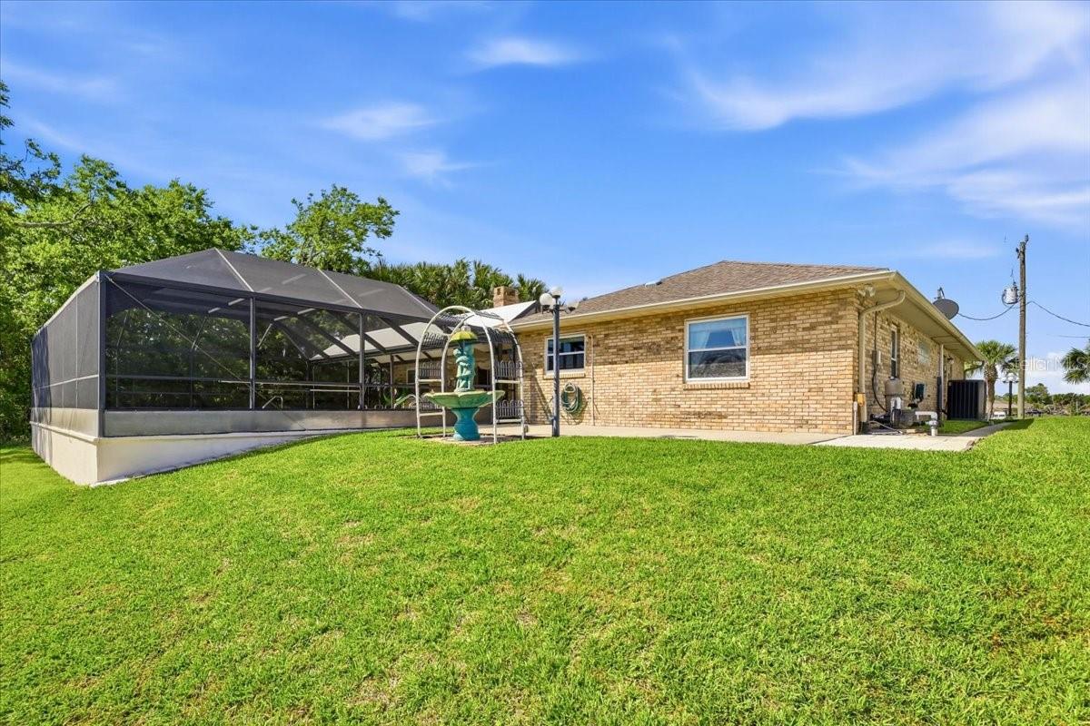 Image 41 of 60 For 23 Christopher Court