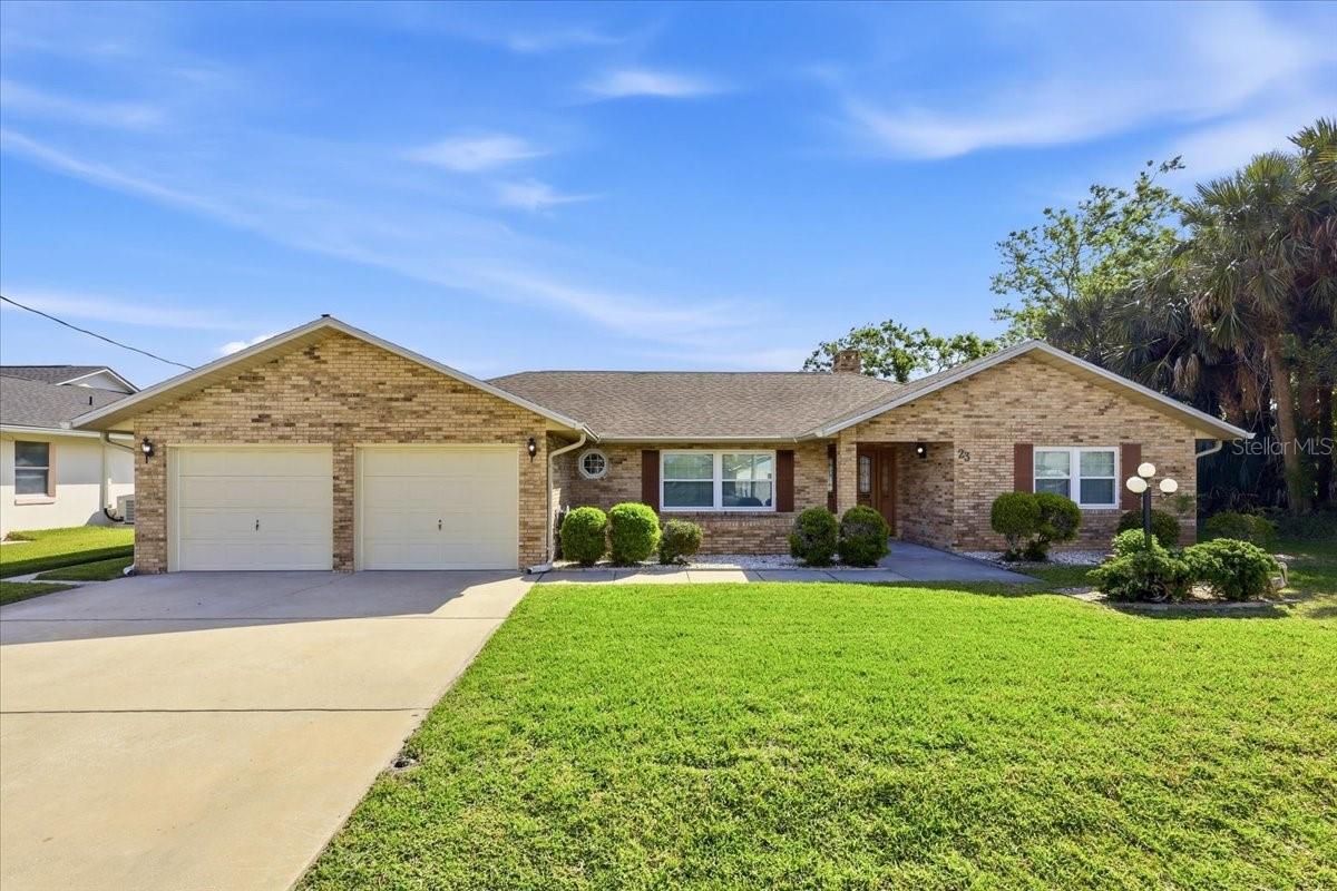 Image 46 of 60 For 23 Christopher Court