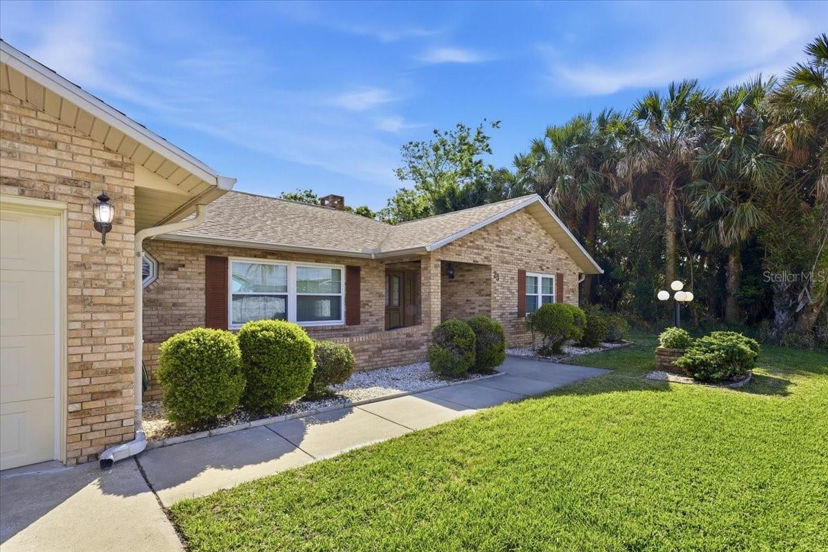 Image 48 of 60 For 23 Christopher Court