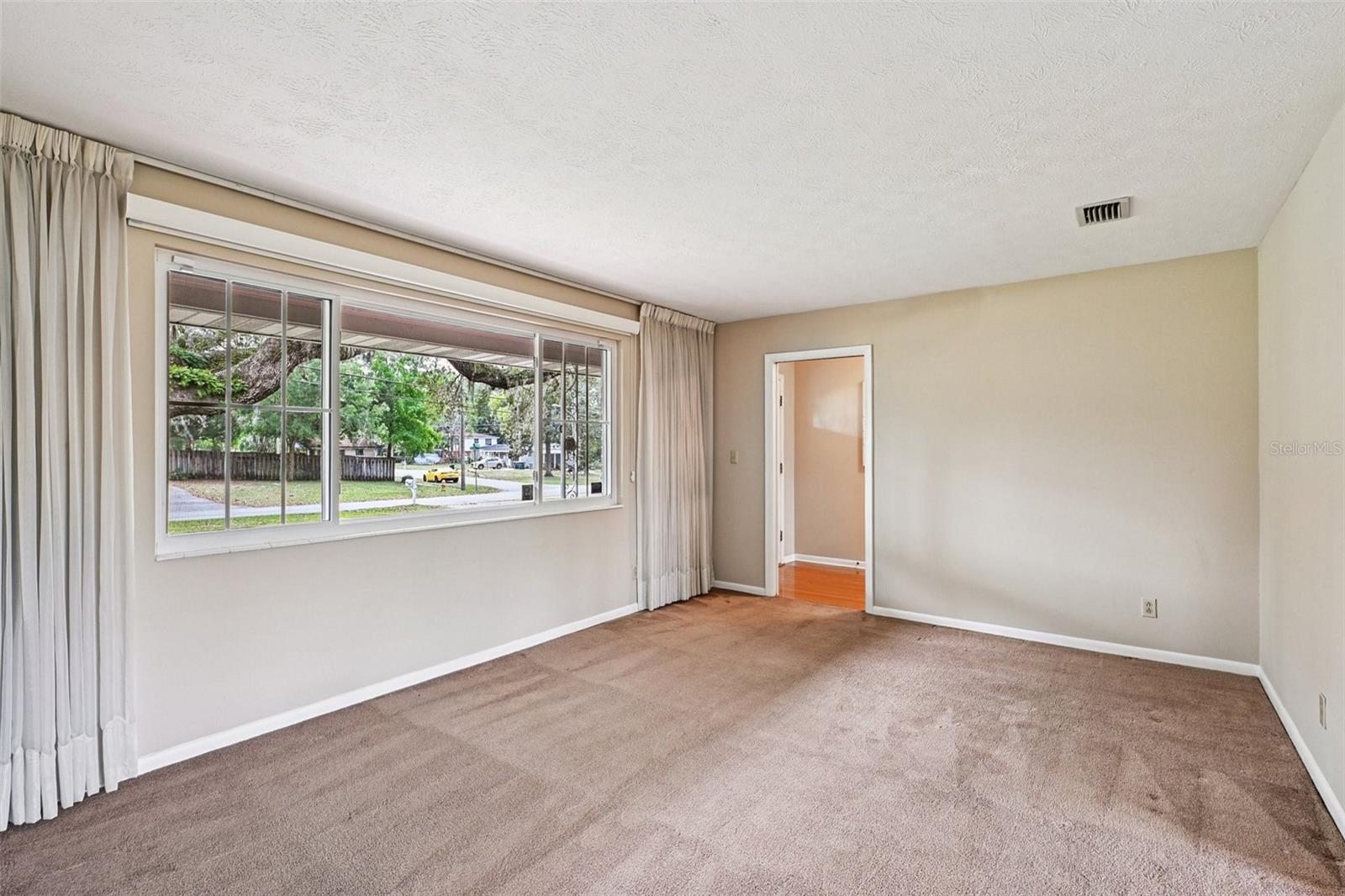 Image 10 of 60 For 8507 Synhoff Drive