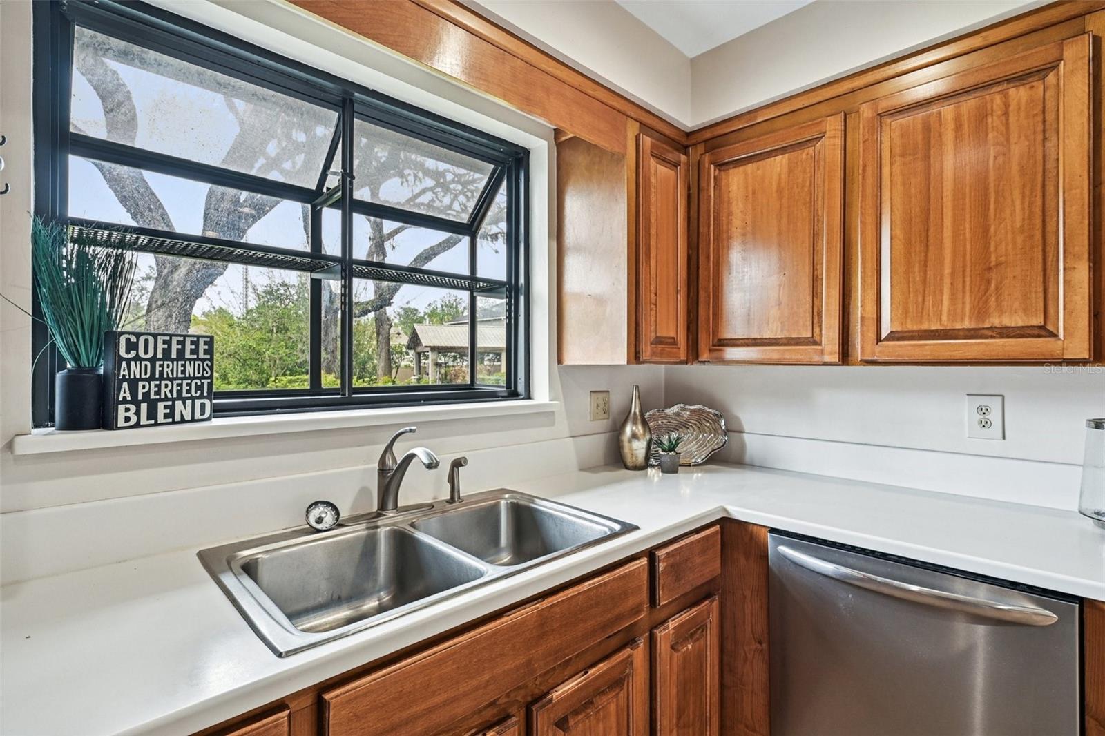 Image 14 of 60 For 8507 Synhoff Drive