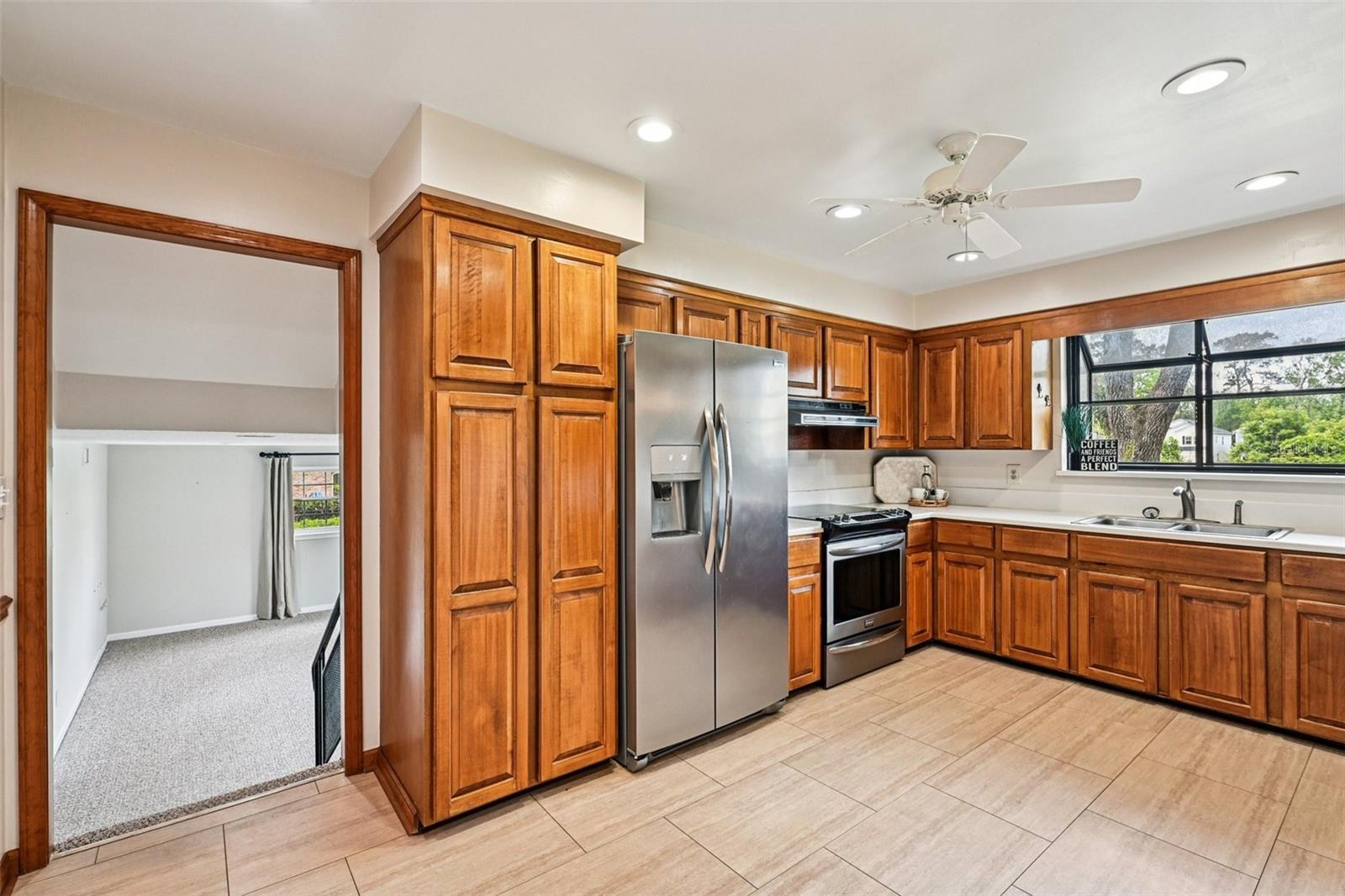 Image 17 of 60 For 8507 Synhoff Drive