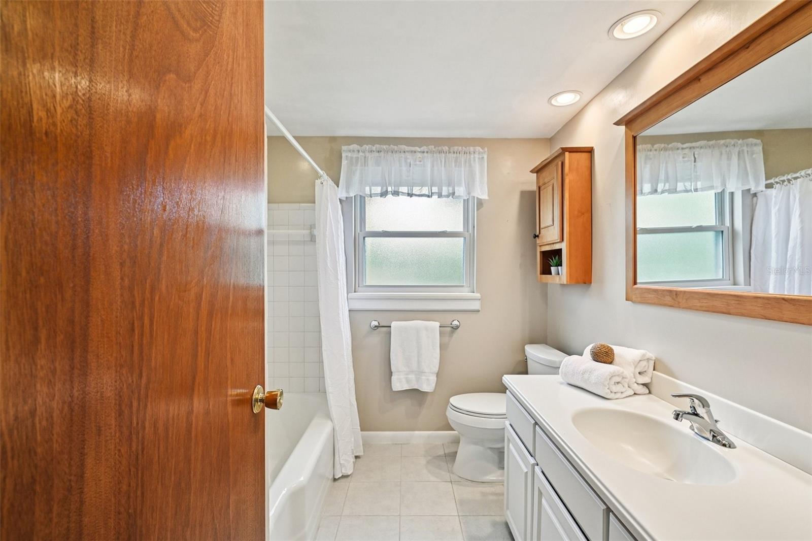 Image 21 of 60 For 8507 Synhoff Drive