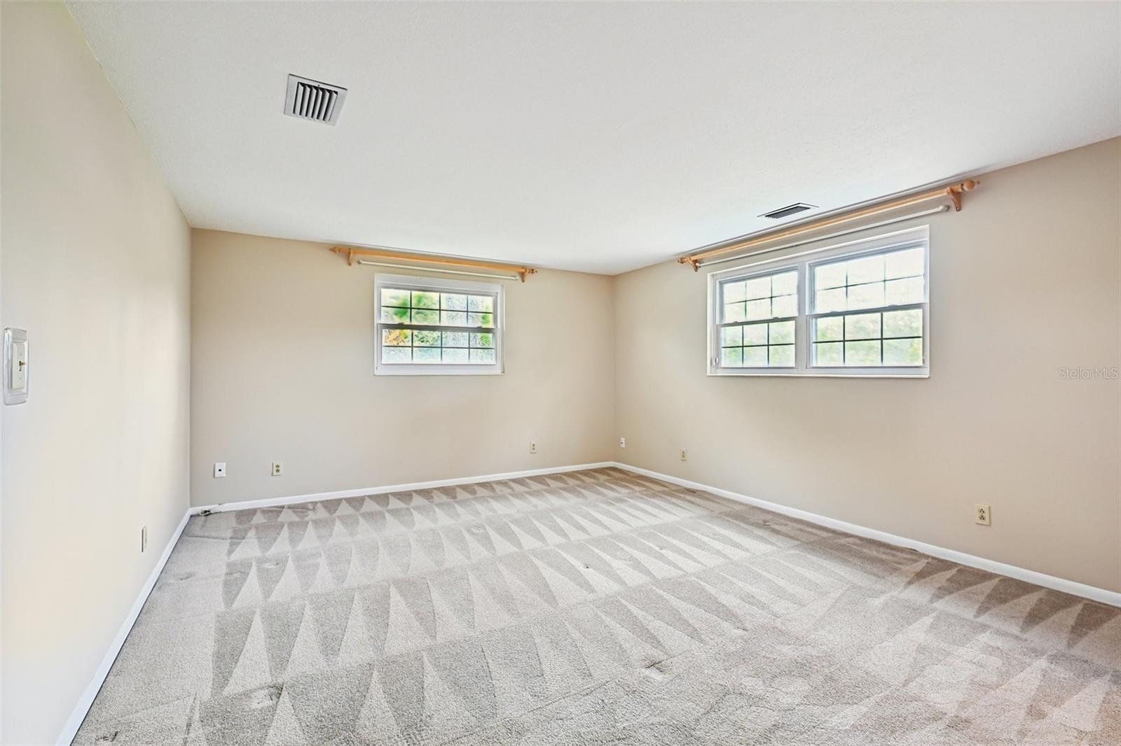 Image 24 of 60 For 8507 Synhoff Drive