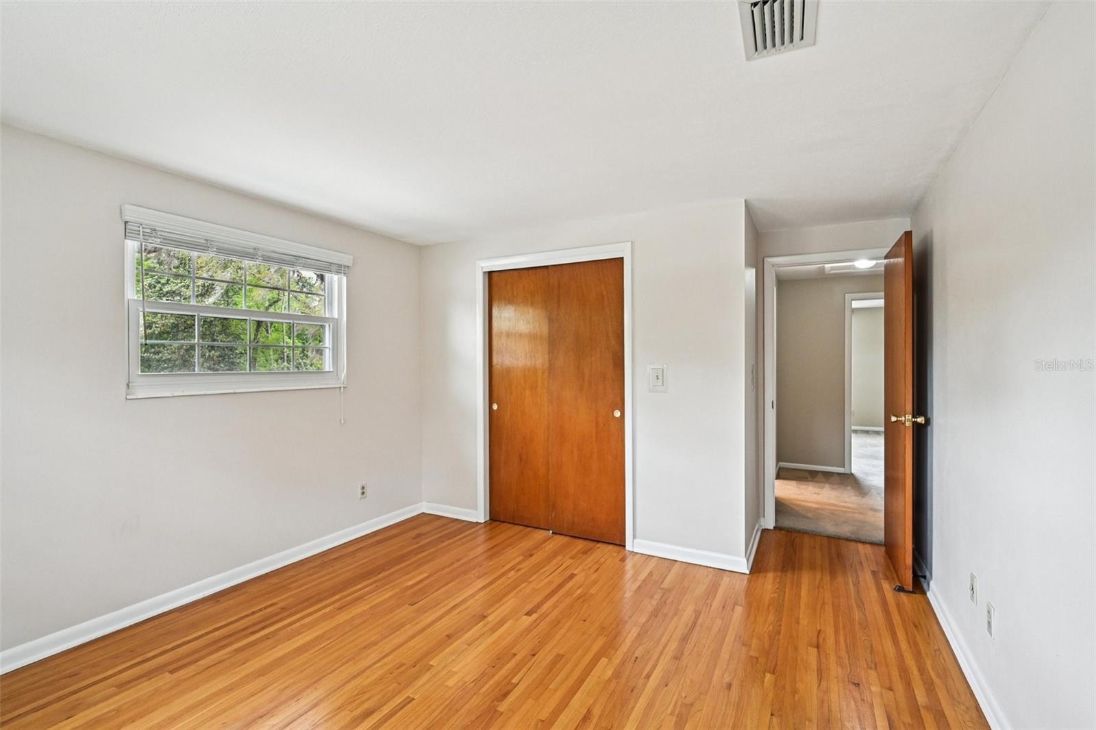 Image 28 of 60 For 8507 Synhoff Drive