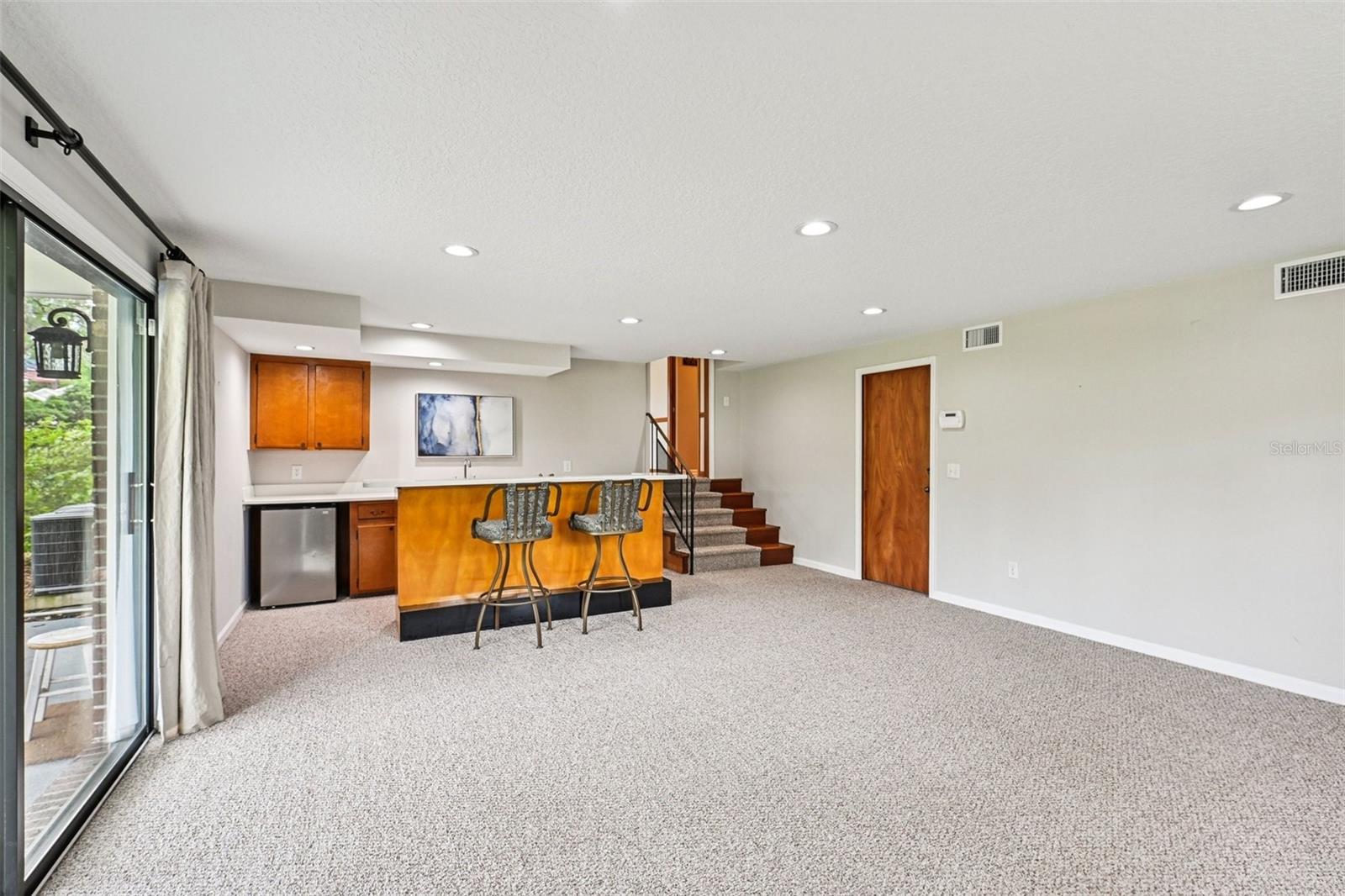 Image 33 of 60 For 8507 Synhoff Drive