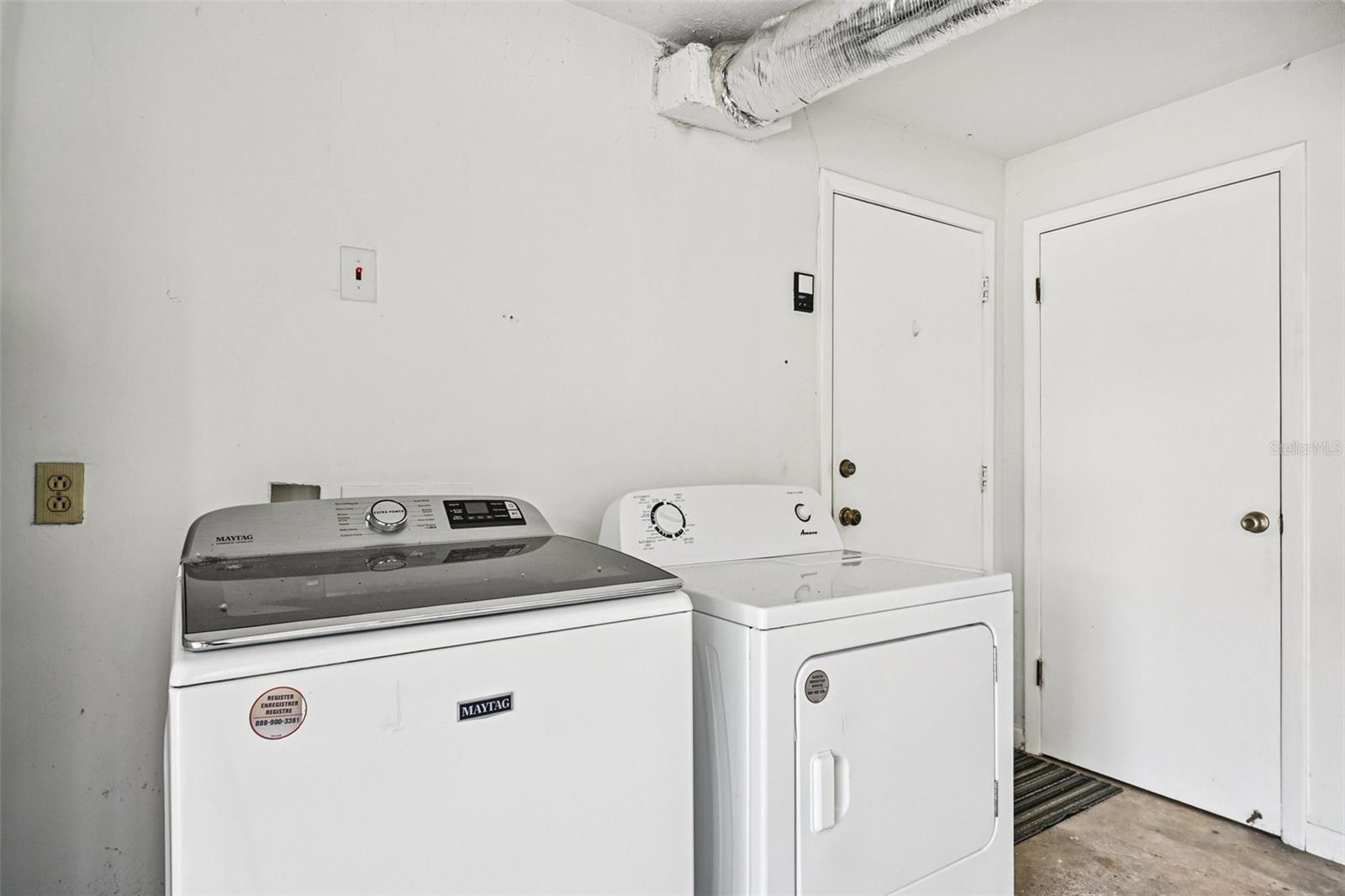 Image 38 of 60 For 8507 Synhoff Drive