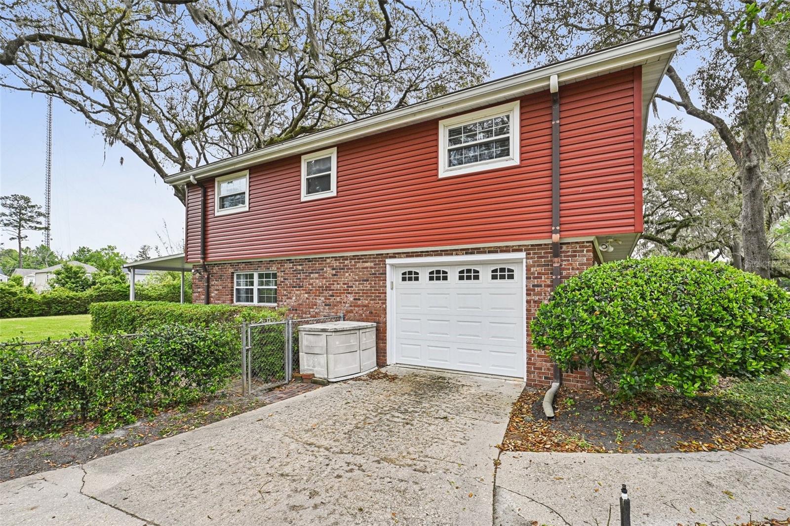 Image 50 of 60 For 8507 Synhoff Drive