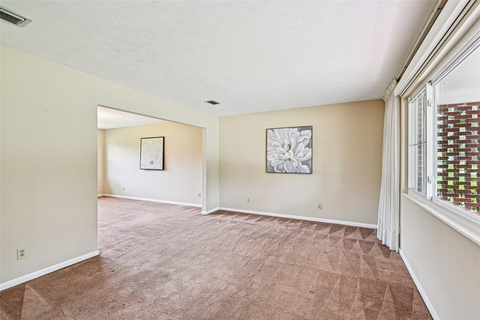 Image 9 of 60 For 8507 Synhoff Drive