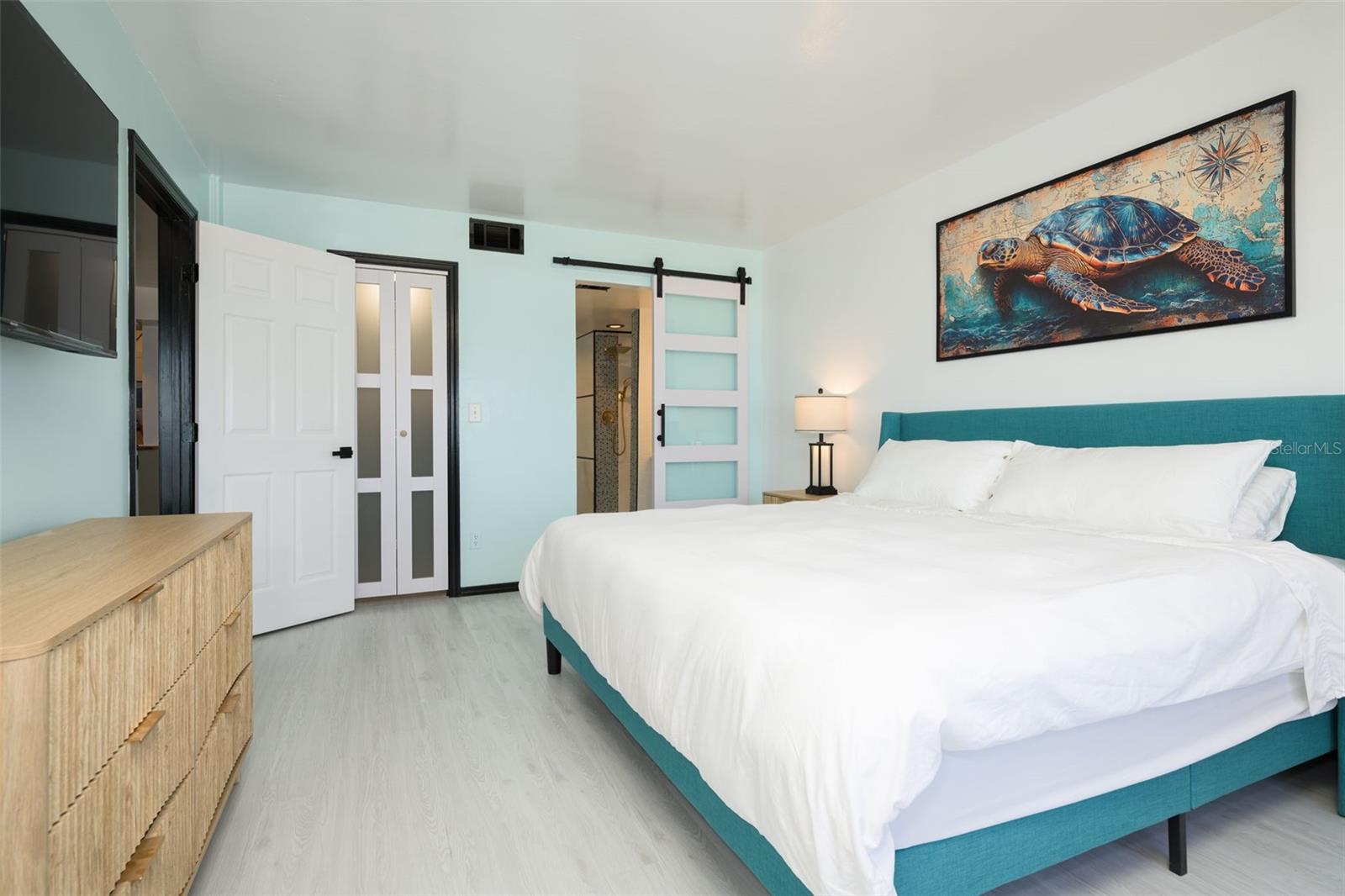 Image 21 of 46 For 2220 Ocean Shore Boulevard 505a