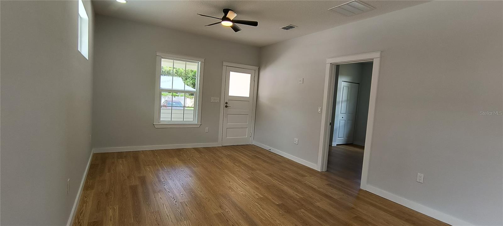 Image 8 of 34 For 98 Bruen Street