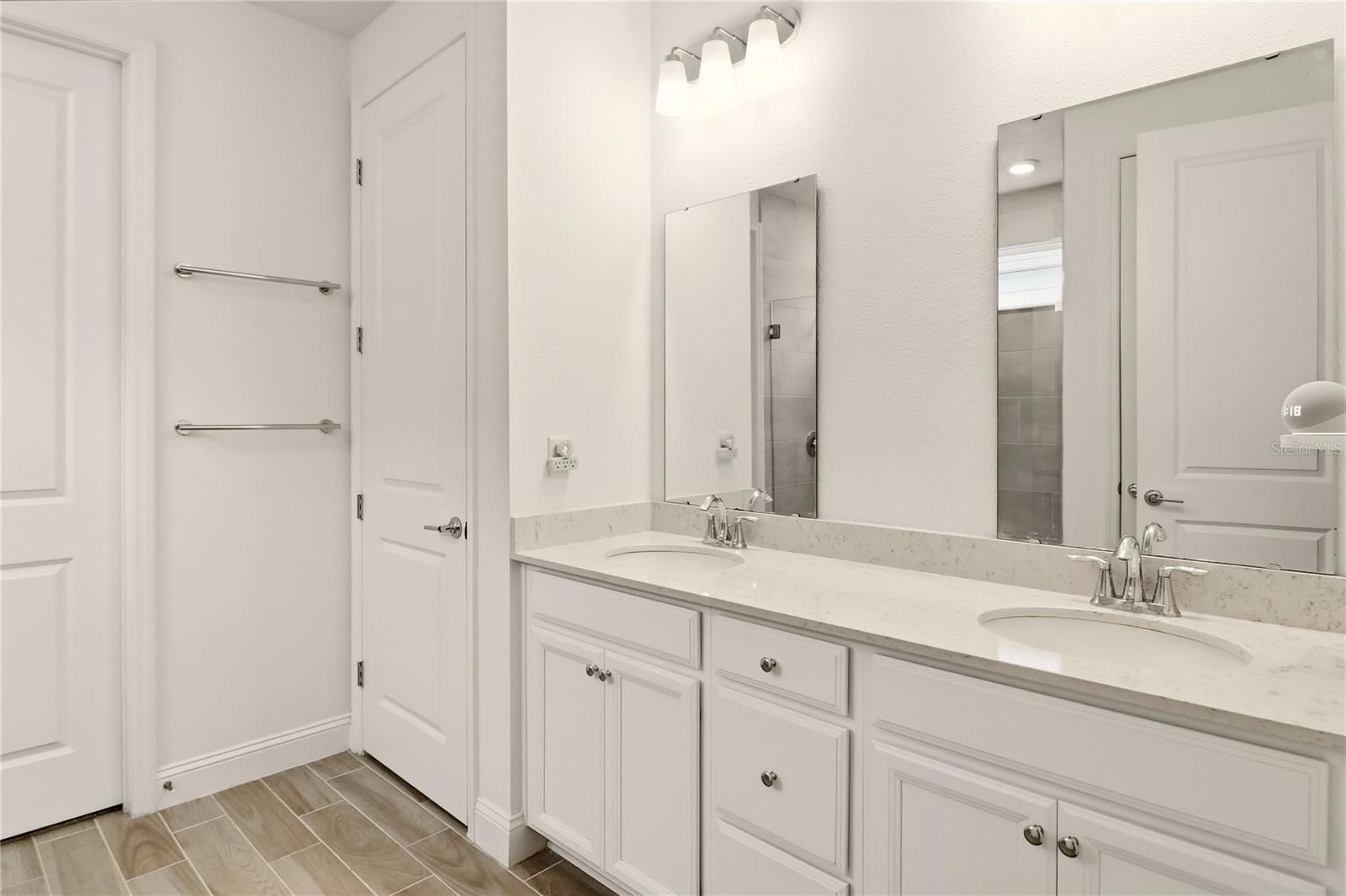 Image 22 of 42 For 891 Stillwater Boulevard