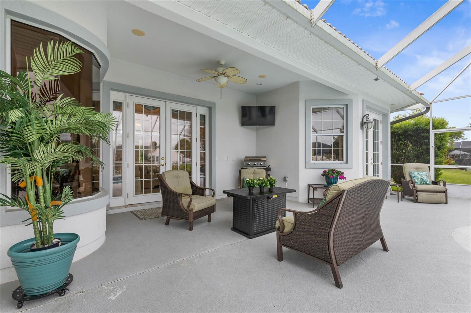 Image 26 of 79 For 9 Coconut Court