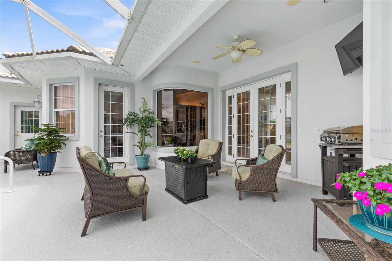 Image 29 of 79 For 9 Coconut Court