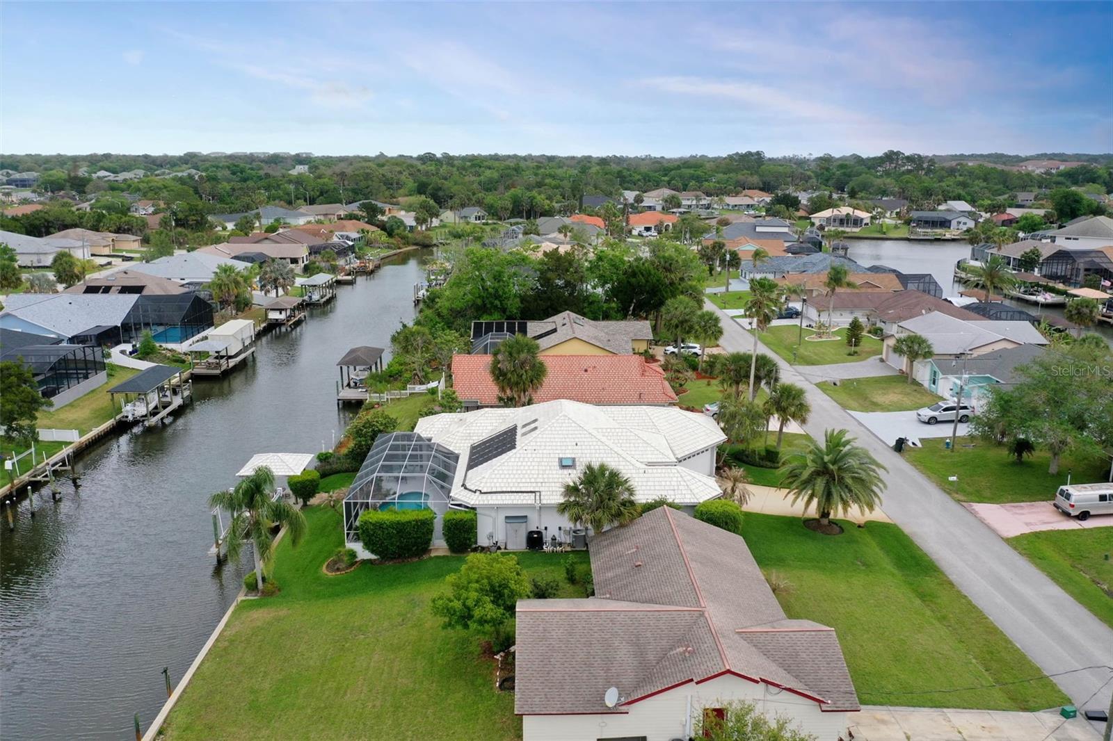 Image 60 of 79 For 9 Coconut Court