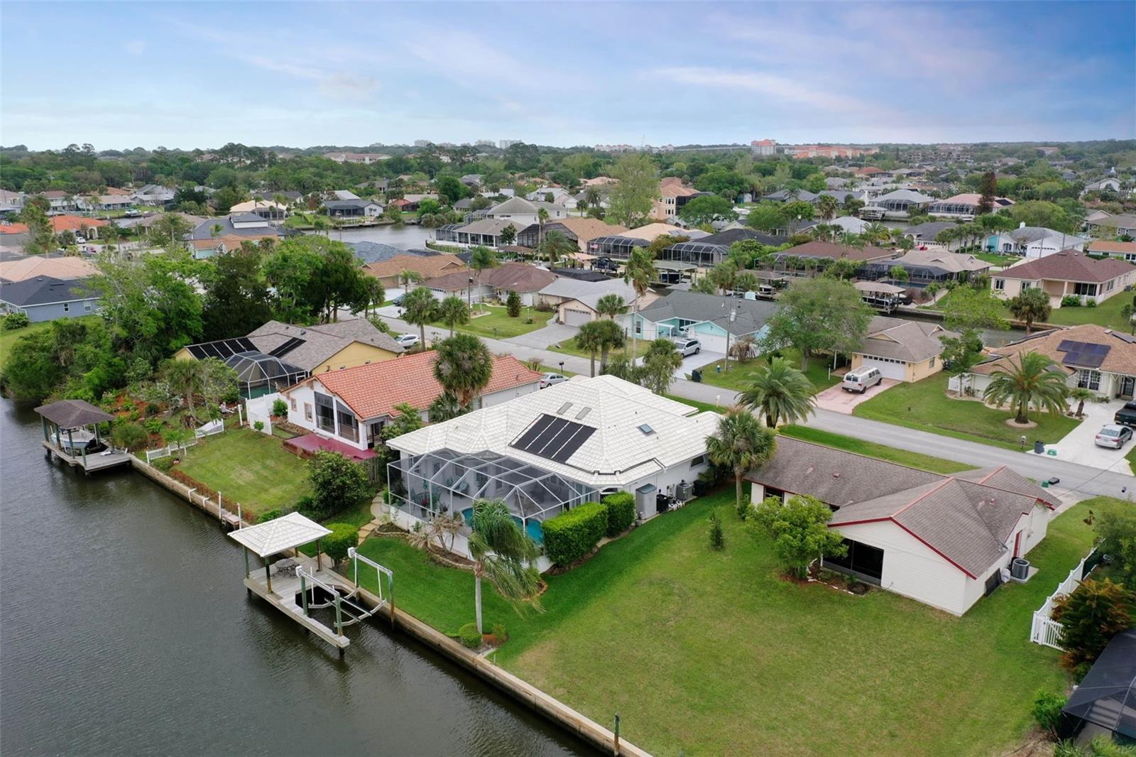 Image 61 of 79 For 9 Coconut Court