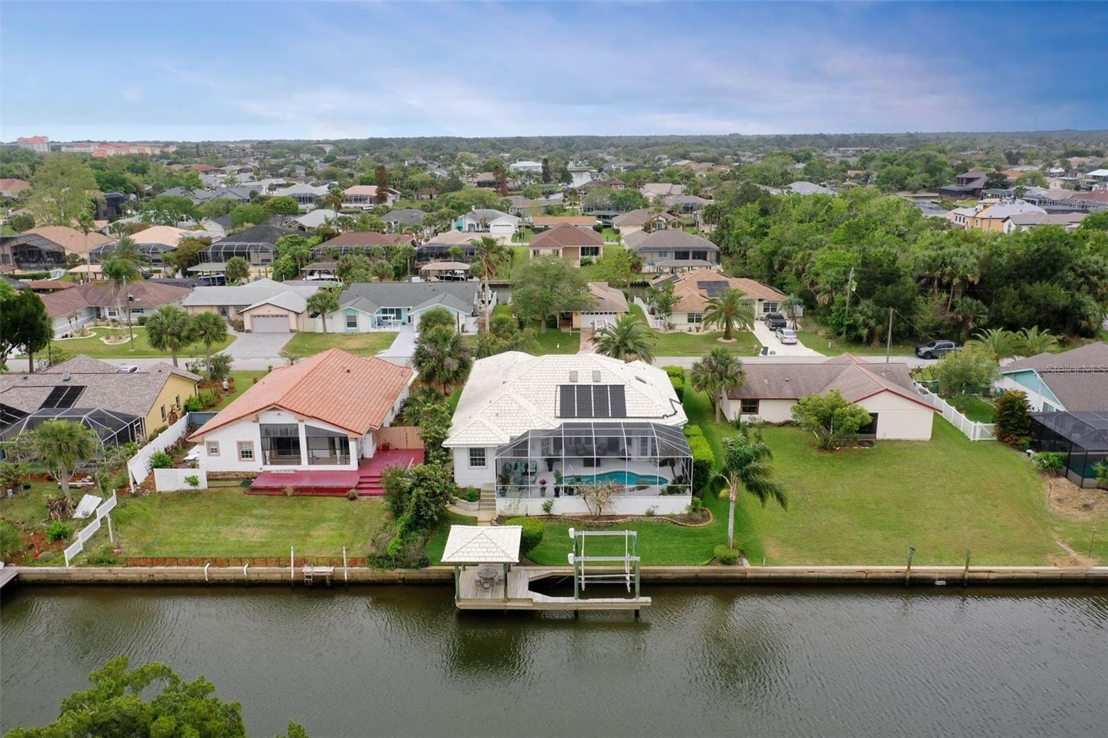 Image 62 of 79 For 9 Coconut Court