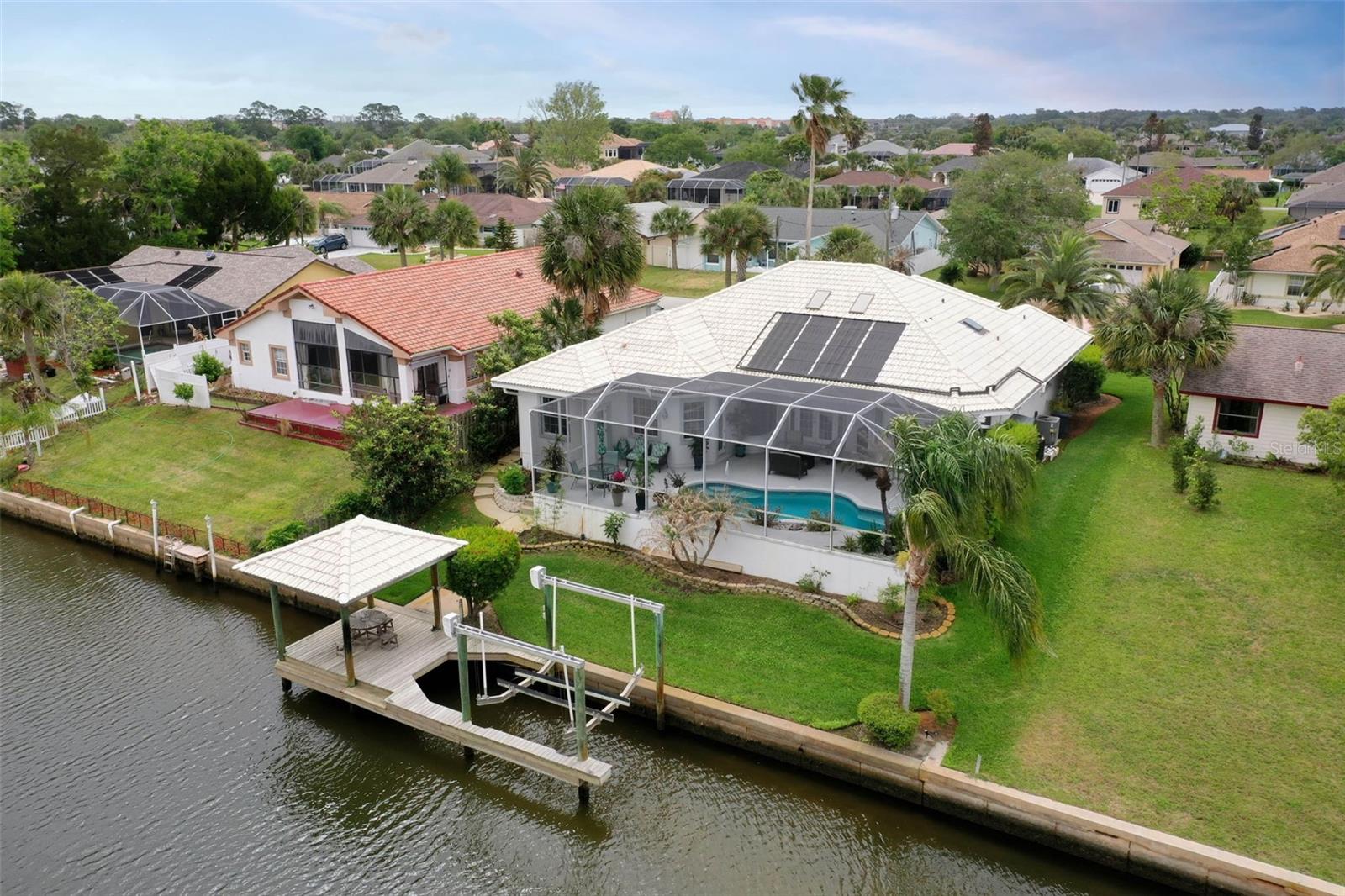 Image 64 of 79 For 9 Coconut Court